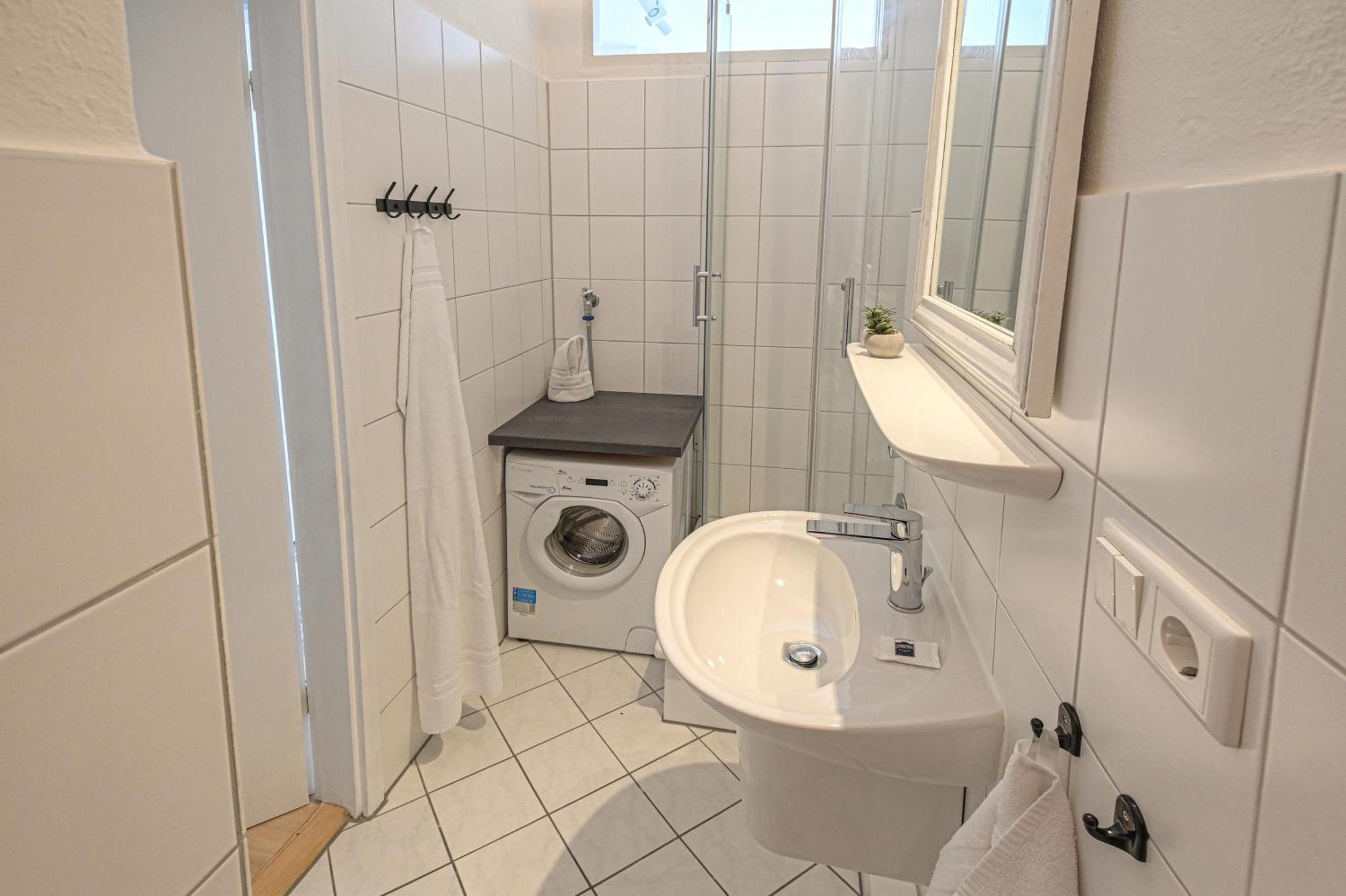 Mittendrin - Apartment Mit 2 Balkonen Sehr Zentral Flensburgo Exterior foto