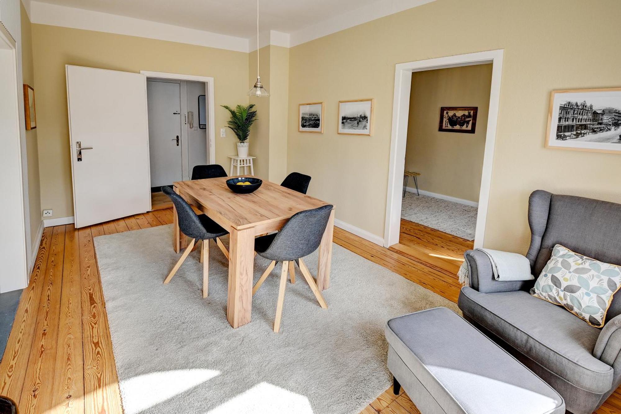 Mittendrin - Apartment Mit 2 Balkonen Sehr Zentral Flensburgo Exterior foto